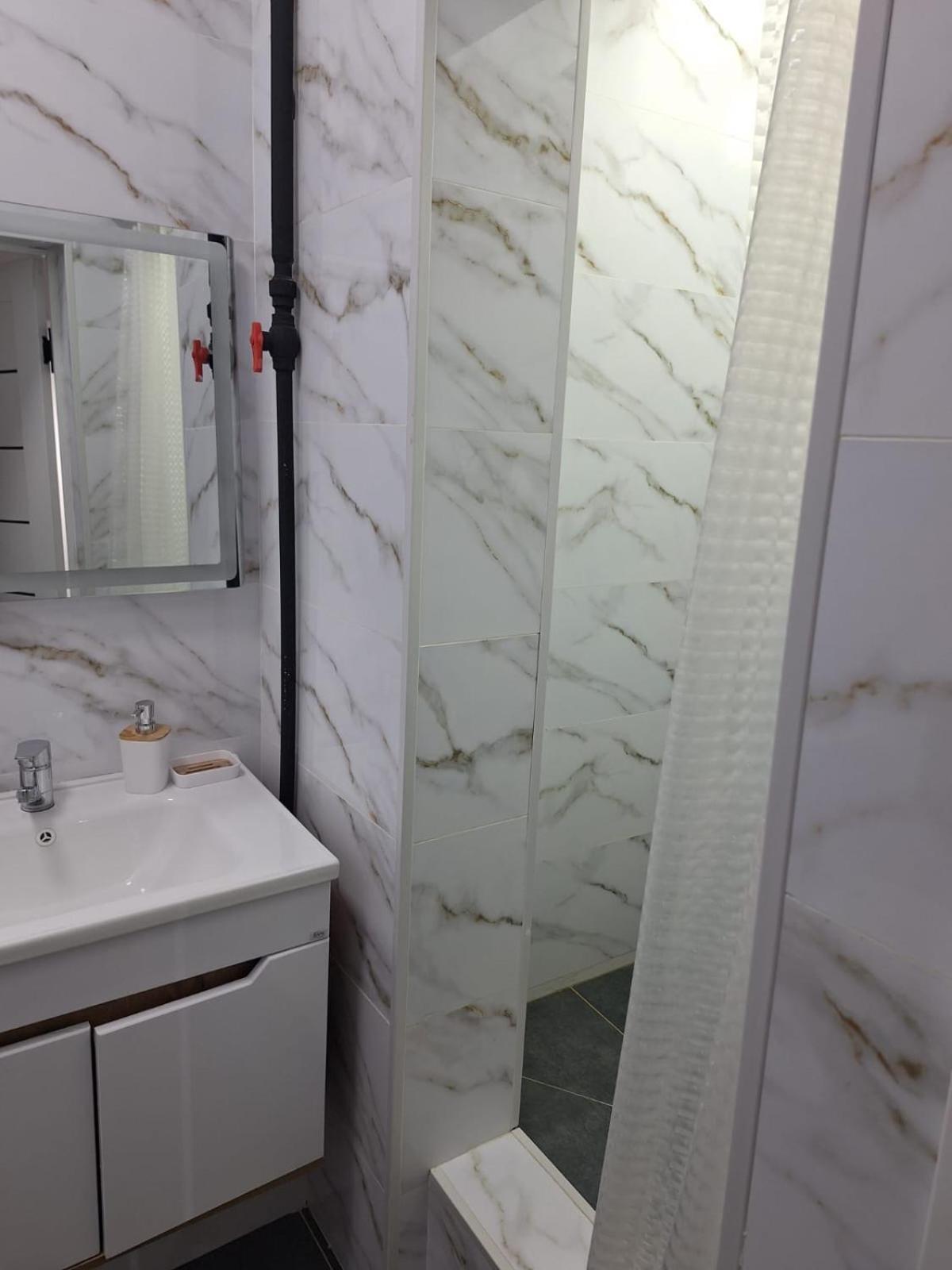 Апартаменты Центр Медеуский Район Almaty Extérieur photo