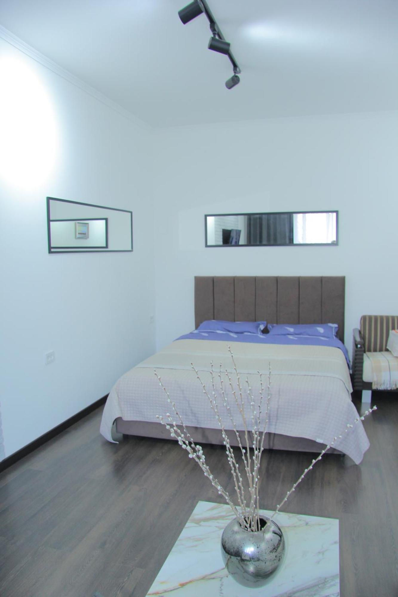 Апартаменты Центр Медеуский Район Almaty Extérieur photo