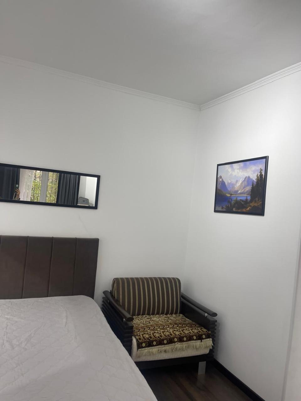 Апартаменты Центр Медеуский Район Almaty Extérieur photo